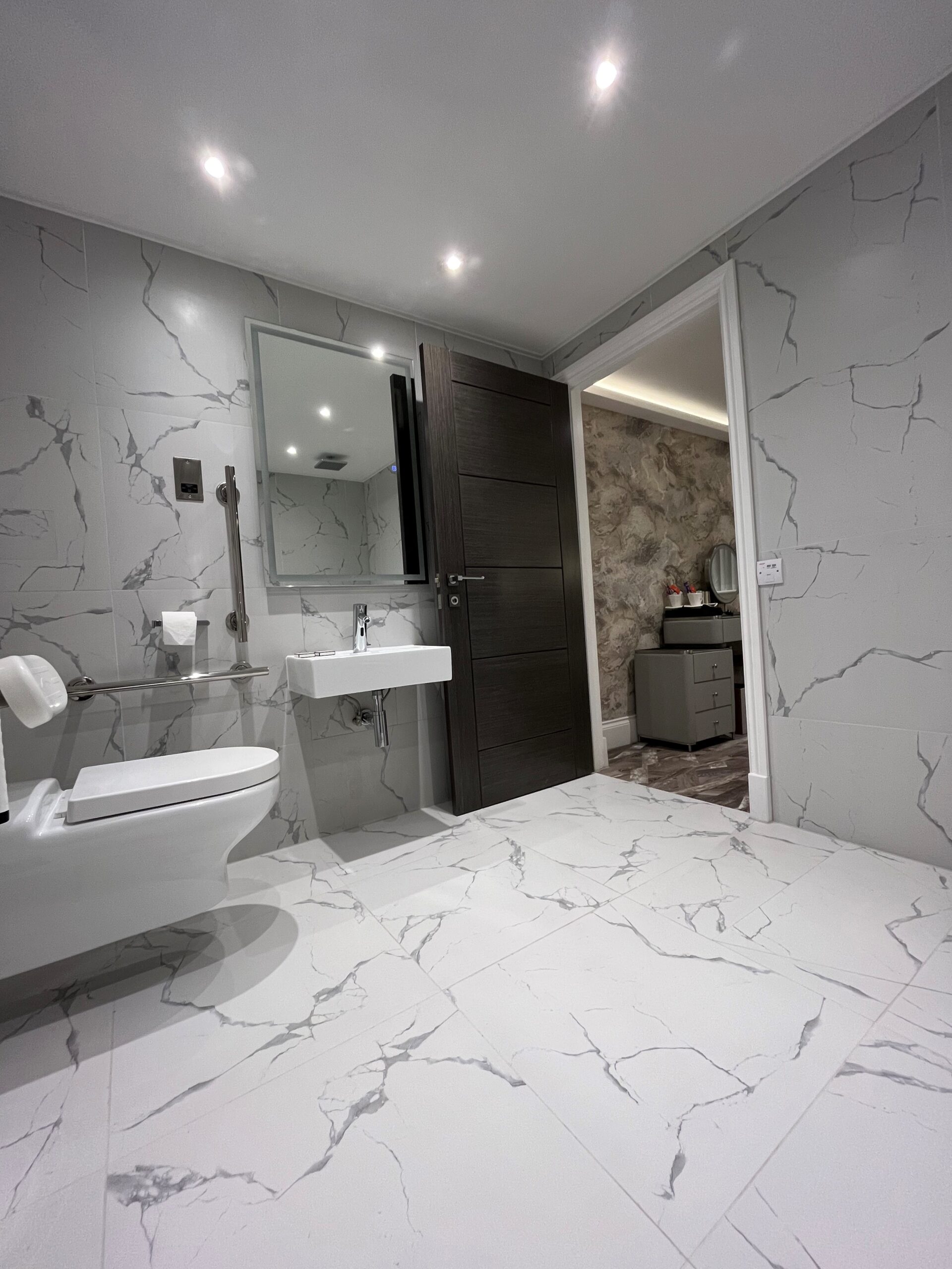 ACCESSIBLE BATHROOM 2